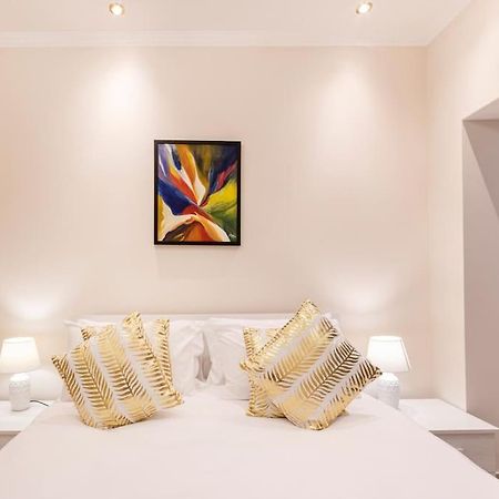 One Of A Kind, Seafront Property In St Georges Bay By 360 Estates Saint Julian's Eksteriør billede