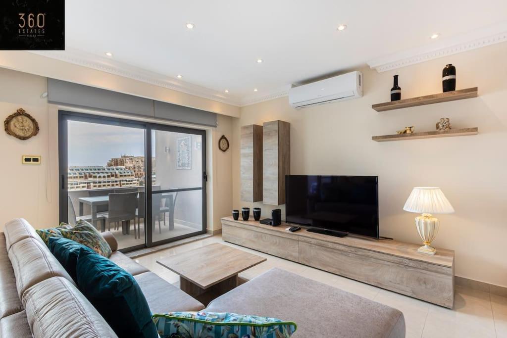 One Of A Kind, Seafront Property In St Georges Bay By 360 Estates Saint Julian's Eksteriør billede
