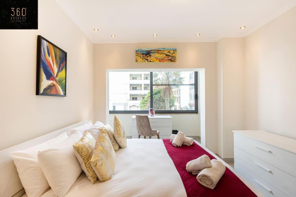 One Of A Kind, Seafront Property In St Georges Bay By 360 Estates Saint Julian's Eksteriør billede