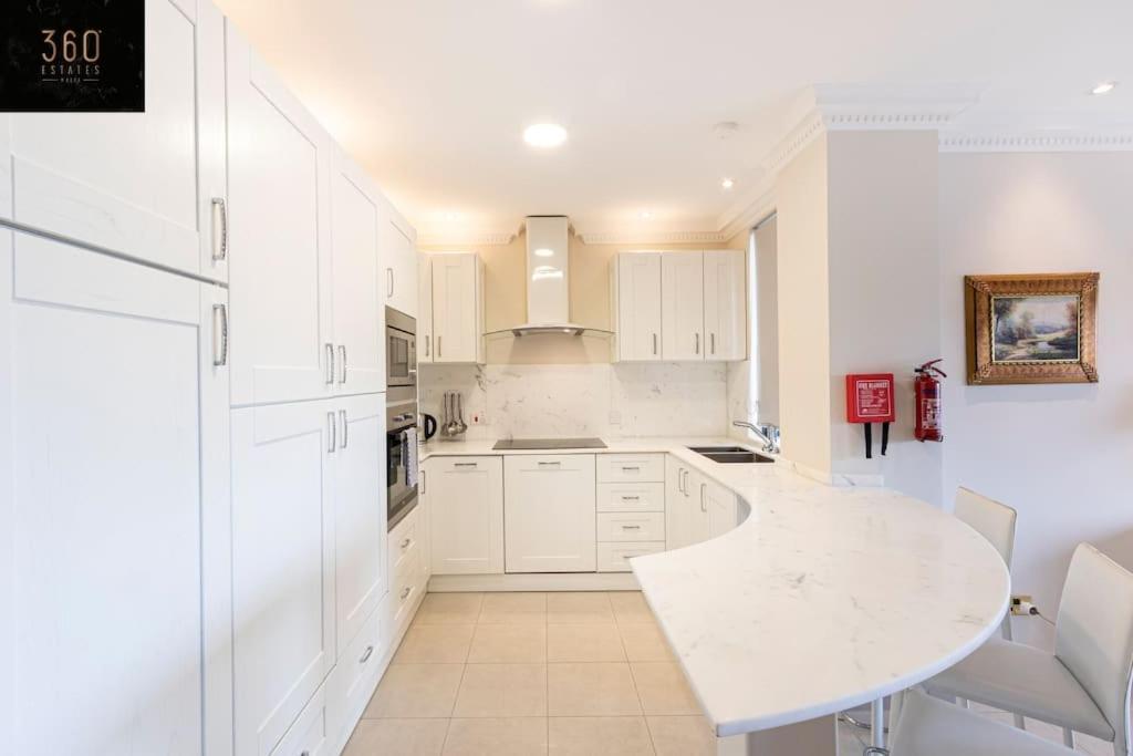 One Of A Kind, Seafront Property In St Georges Bay By 360 Estates Saint Julian's Eksteriør billede